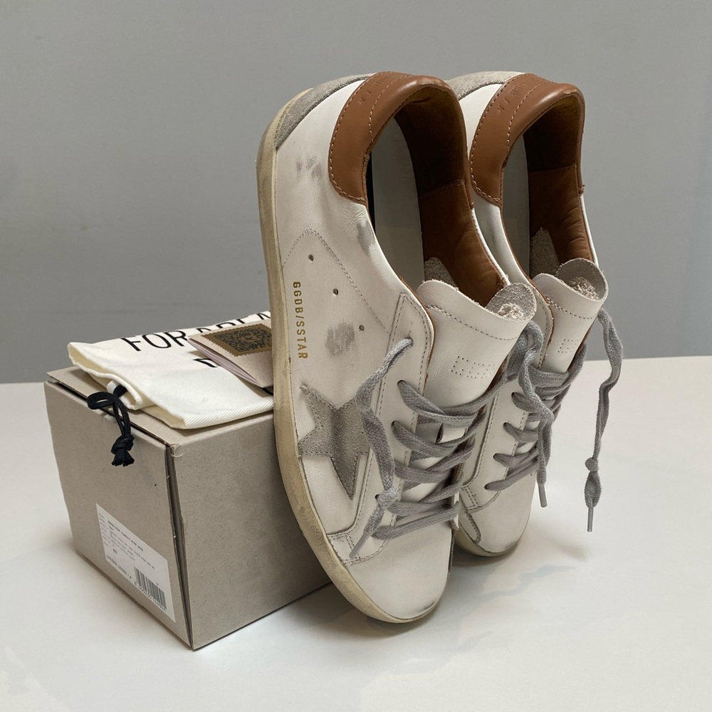 Golden Goose Superstar Sneaker in White Leather/Light Brown size 41 New in Box - Picture 4 of 14